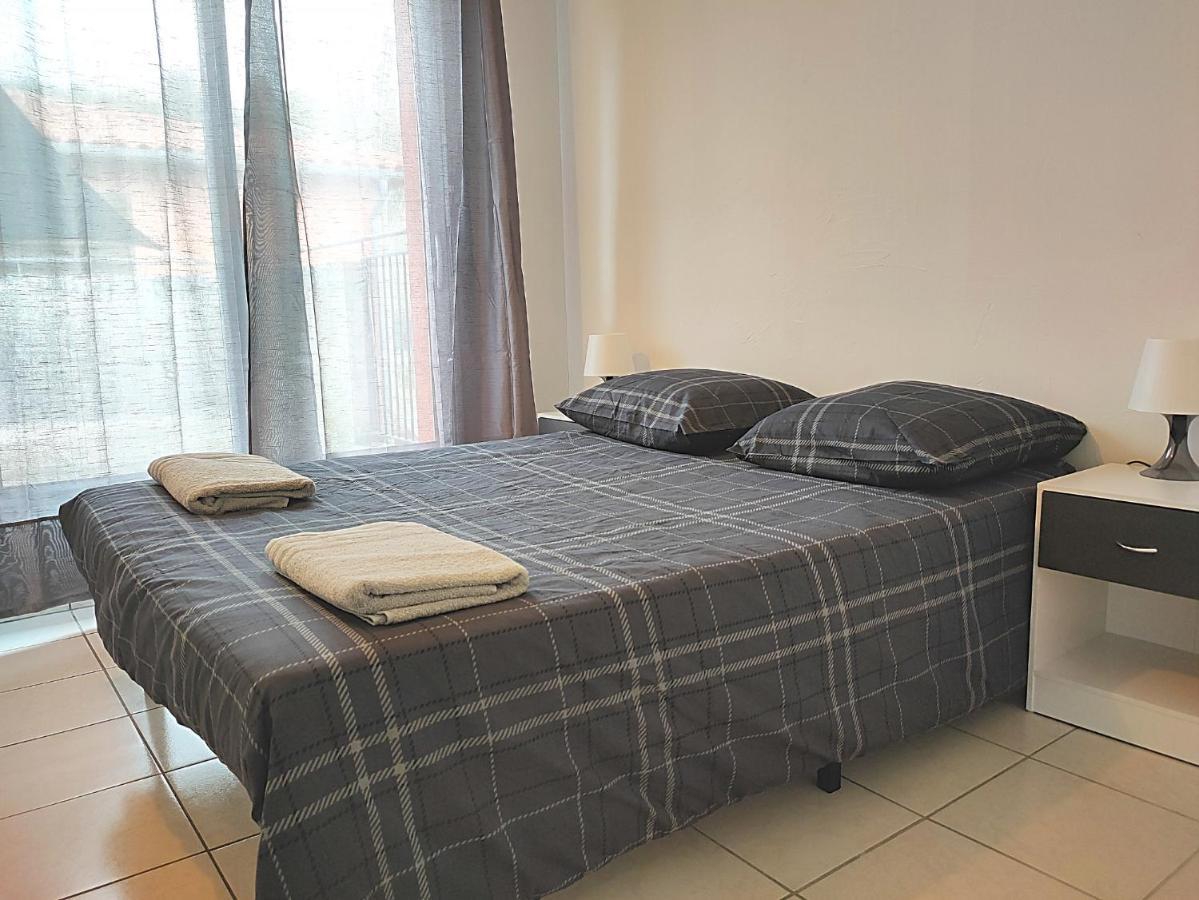 דירות Castelnau-dʼEstrétefonds Le Cosy Eurocentre ► Terrasse ► Parking ► Wifi ► 24/24 מראה חיצוני תמונה